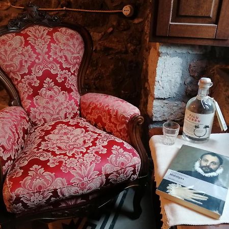 Deiana Acomodação com café da manhã Santu Lussurgiu Exterior foto