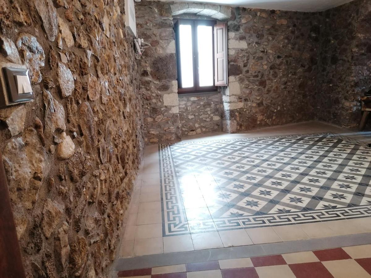 Deiana Acomodação com café da manhã Santu Lussurgiu Exterior foto