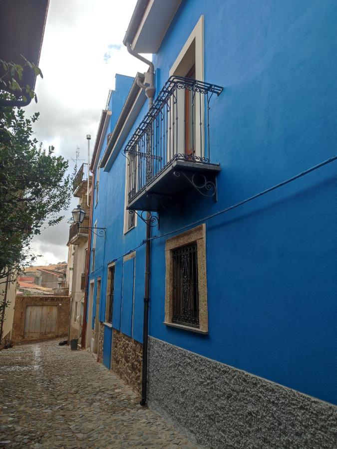 Deiana Acomodação com café da manhã Santu Lussurgiu Exterior foto